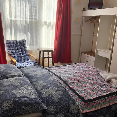 Thornhurst Guest house *